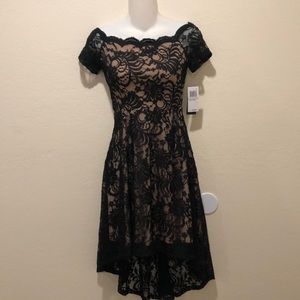 Core Social Formal Off the Shoulder Dress